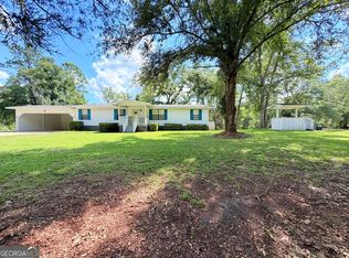 86 Shadydale Rd, Lumber City, GA 31549