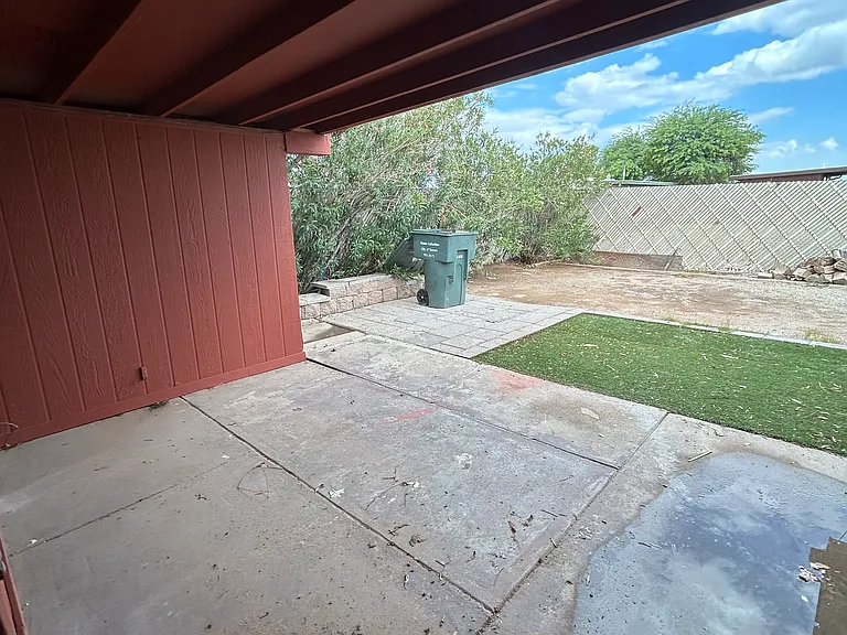 4650 S Martin Ave — Photo 20
