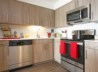 951 S Ashland Ave #1-1015, Chicago, IL 60607