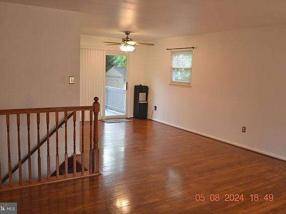 5th image of 244 S Carolina Ave