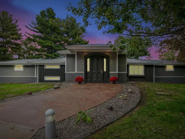 7277 N Shore Dr, Siren, WI 54872