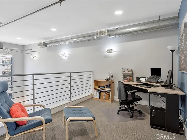 728 N Santiago St — Photo 16