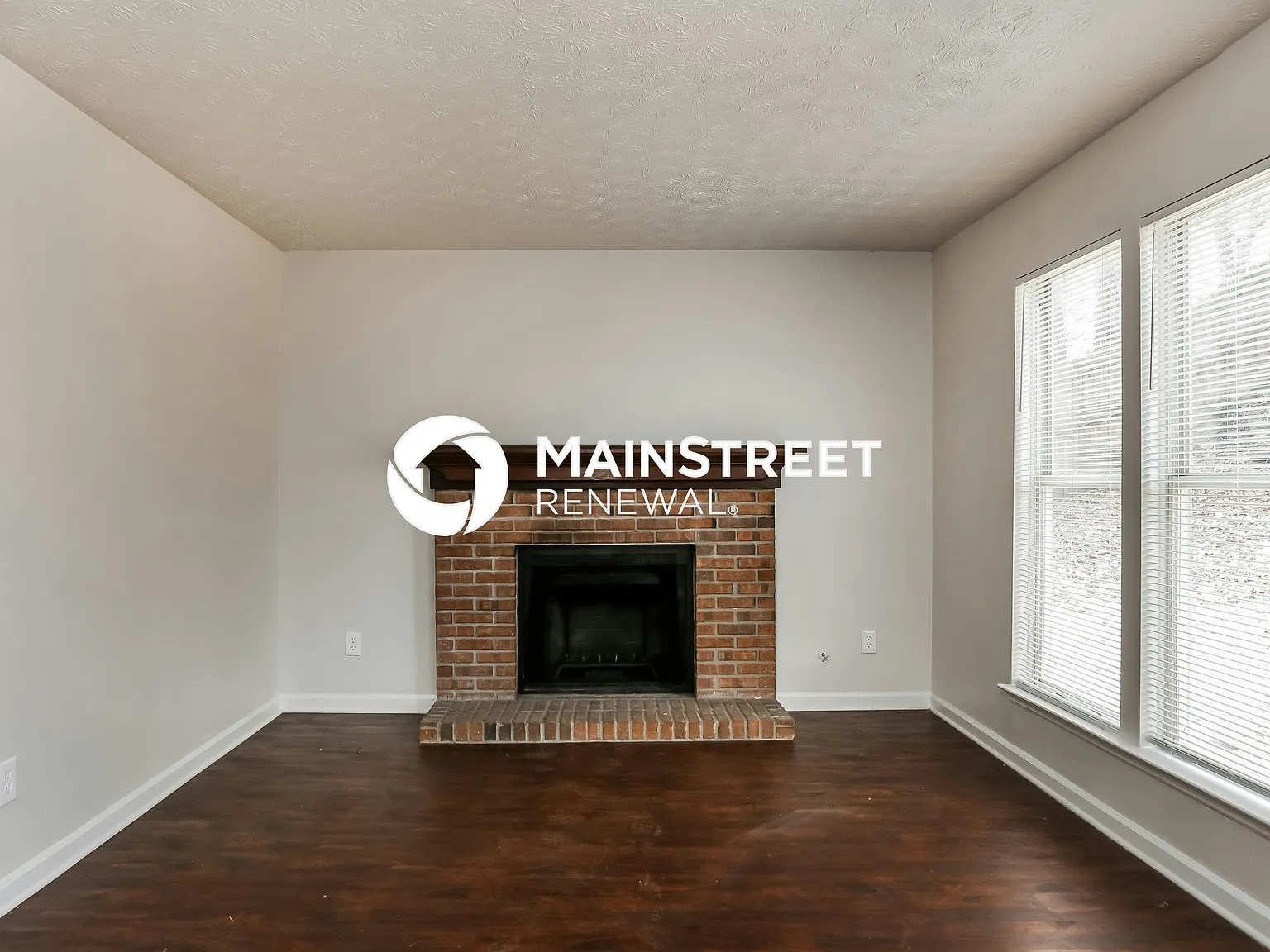 1724 Laurel Creek Cir — Photo 4