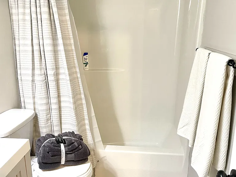 40 James O Ct — Photo 37