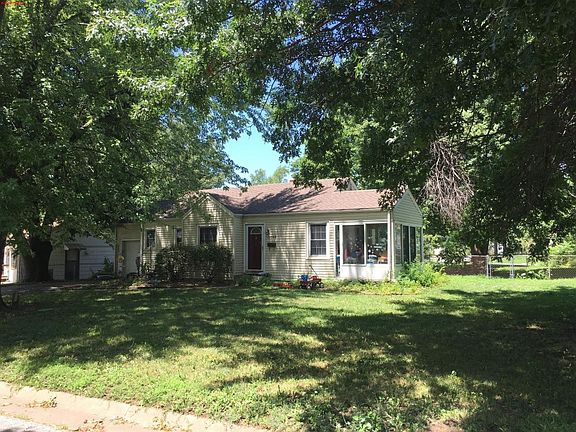 3rd image of 11348 E Highridge Dr