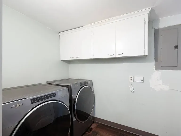 2405 W Columbia Ave — Photo 12
