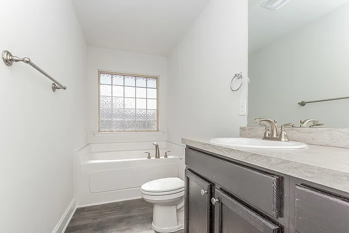 236 Bermuda Lakes Dr — Photo 5