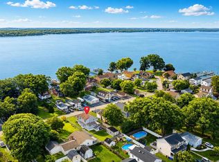 7415 Greenbank Rd, Middle River, MD 21220