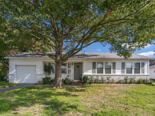 1025 N 63rd St, Waco, TX 76710