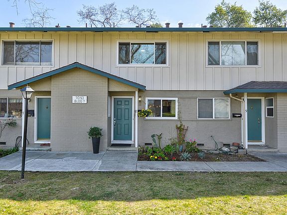 5th image of 7050 Rainbow Dr APT 8