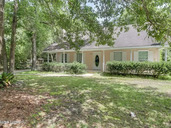 9228 Pointe Aux Chenes Rd, Ocean Springs, MS 39564