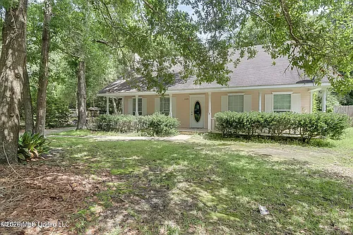 9228 Pointe Aux Chenes Rd Photo 1