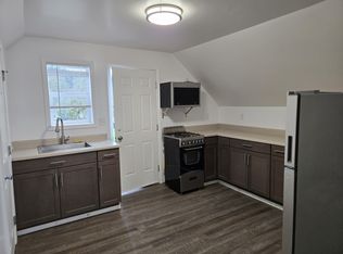 1318 S 3rd St #3, Mount Vernon, WA 98273