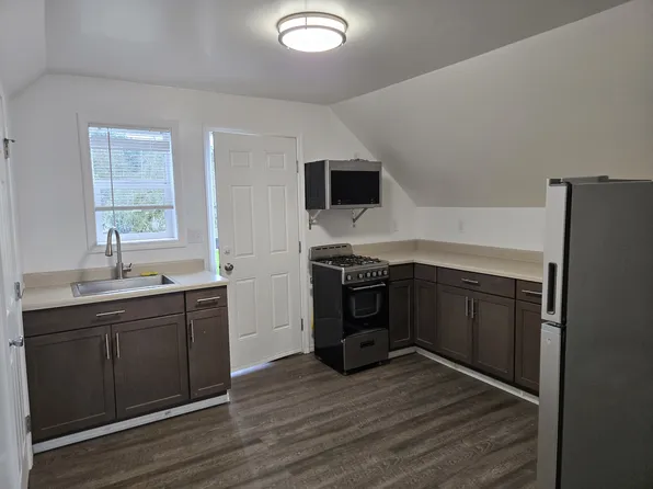 1318 S 3rd St #3, Mount Vernon, WA 98273