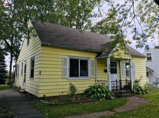 266 Hoover Dr, Rochester, NY 14615