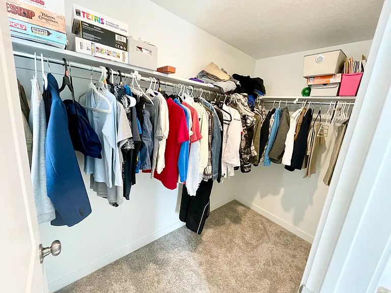 E Chukar Dr — Photo 24
