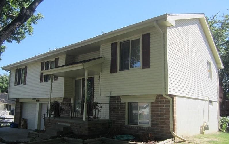 1st image of 2803 Jack Pine St