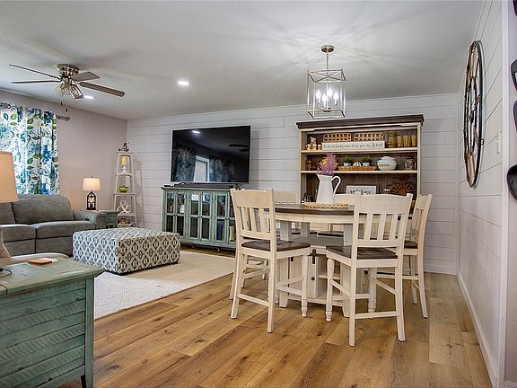 4th image of 362 Bayou Ridge Rd