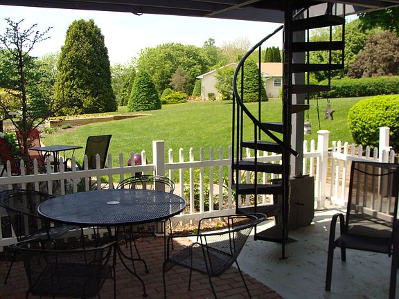 Spiral Staircase to Deck