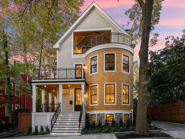 9 Vincent St, Cambridge, MA 02140