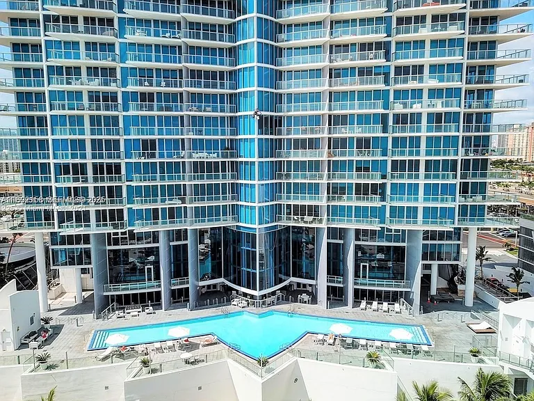 17001 Collins Ave #3705 — Photo 3