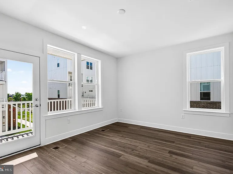 19808 Lavender Dust Sq — Photo 16