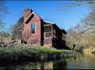 64 Bear Lake Dr, Blue Ridge, GA 30513