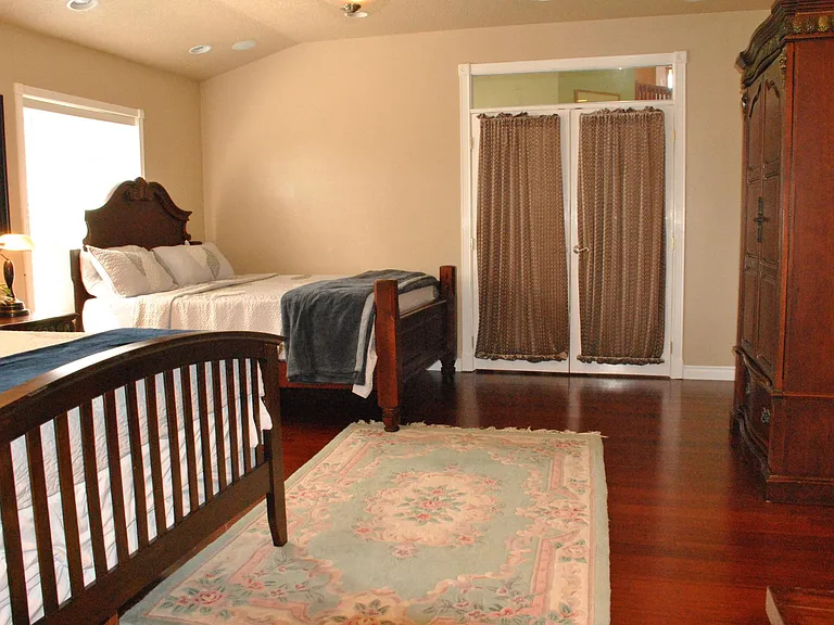 18984 SW Jessica Way — Photo 5