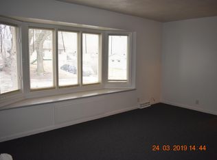 5205 N 48th St, Omaha, NE 68104