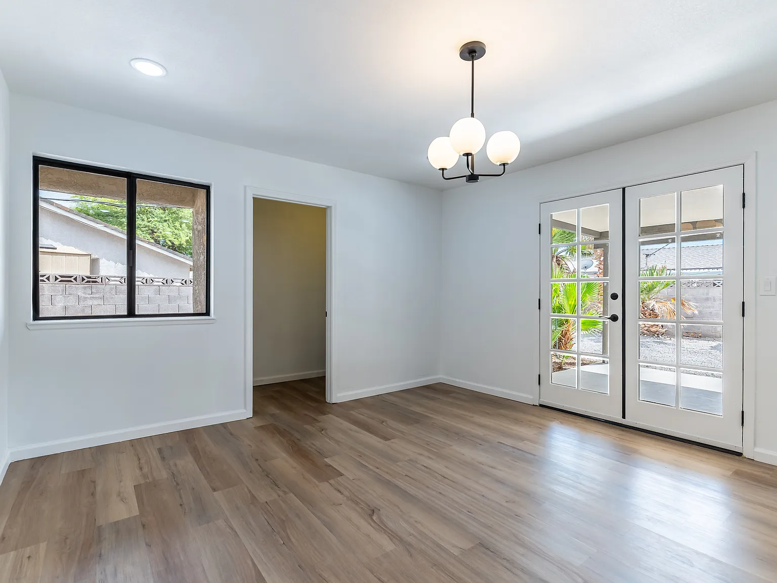 Glen Abbey Cir, Las Vegas — Photo 4