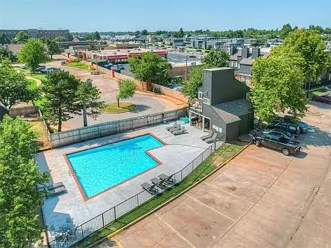 11550 N May Ave #206 — Photo 10