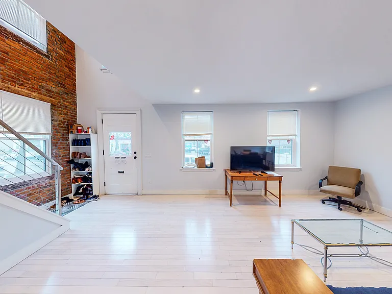 855 State St #TOWNHOUSE — Photo 46