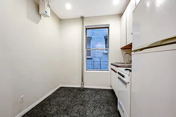 Rented by Corcoran | media 3