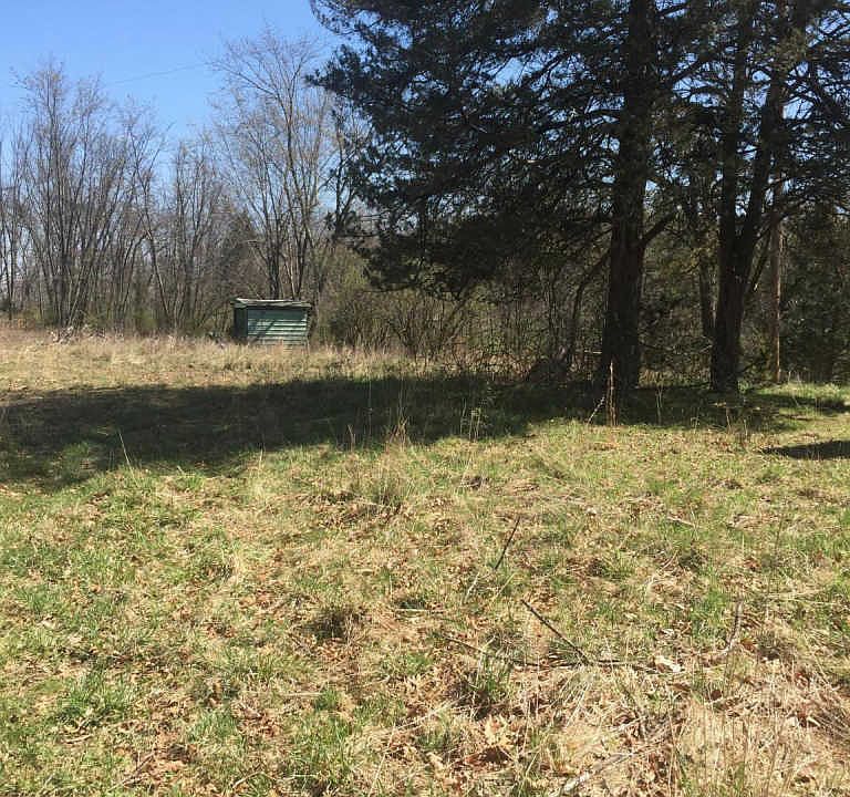 1st image of 390 Mason Dixon Way