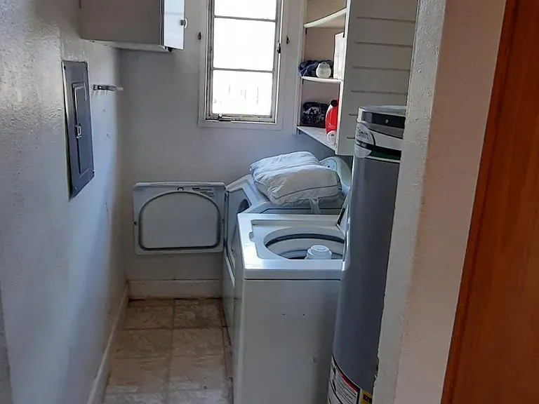 645 Valencia Dr SE — Photo 6