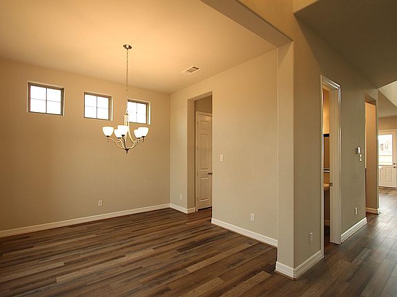 5th image of 12721 Flora Manor Dr