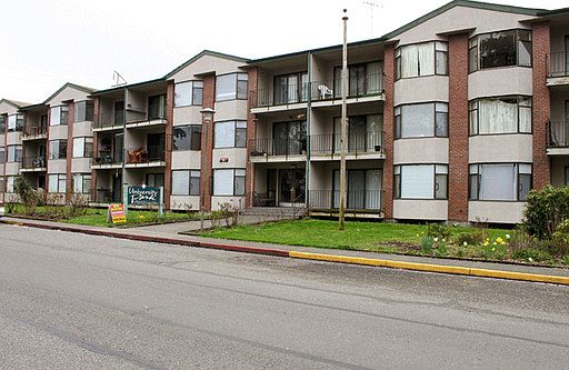 1st image of 400 Wheeler St S APT 305