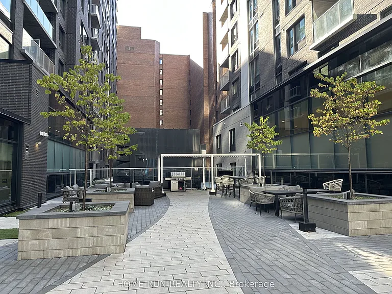 340 Queen St #1701 — Photo 22