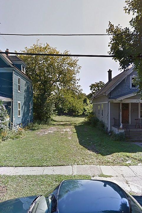 1st image of 253 Schuele Ave