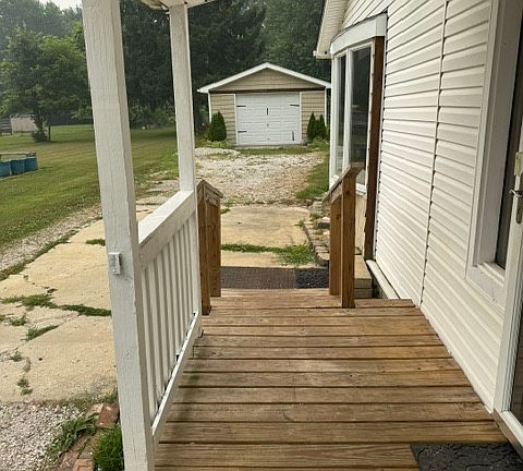 4th image of 6205 Jefferson Rd
