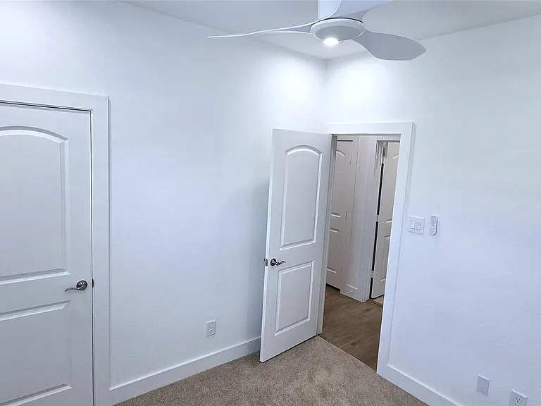1475 Ferguson Way #A — Photo 12