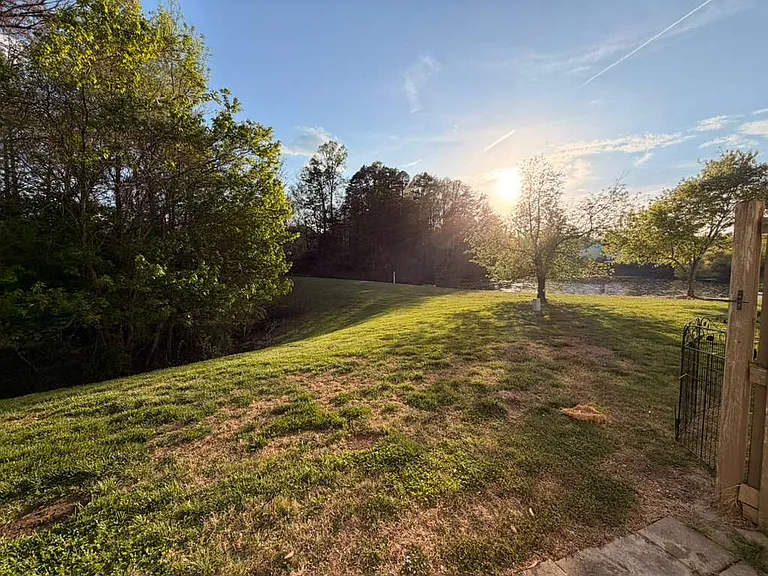 3958 Elizabeth Glen Way — Photo 23