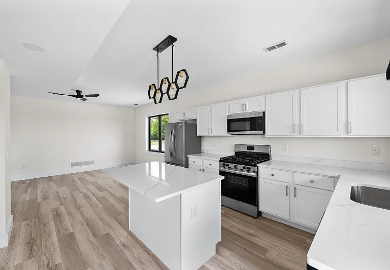 1295 Holmden Ave #2 — Photo 4