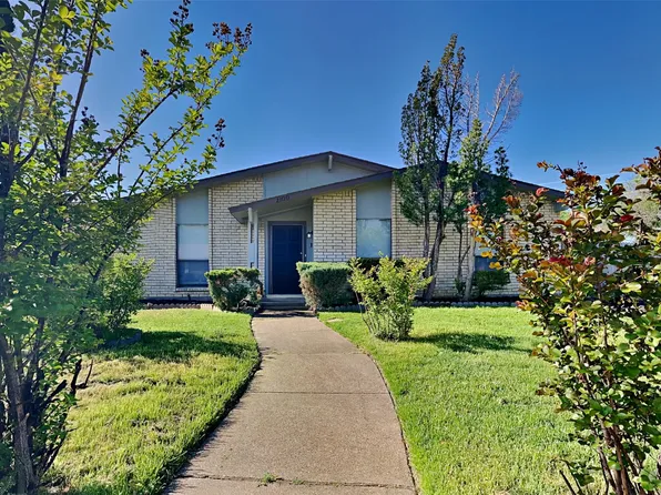 2100 Chatsworth Rd, Carrollton, TX 75007