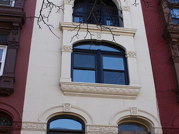 3rd image of 464 Greene Ave #2B1