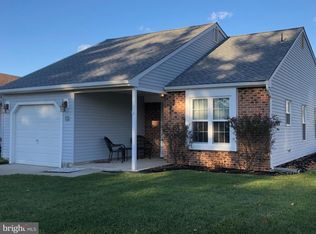 13 W Cortland Ct, Mount Laurel, NJ 08054
