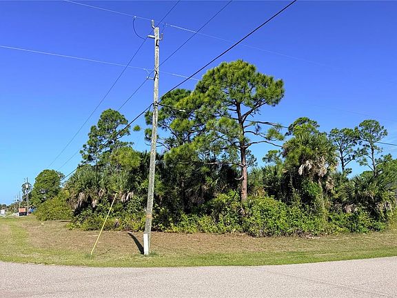 3rd image of 118 DAVID BOULEVARD LOT 23