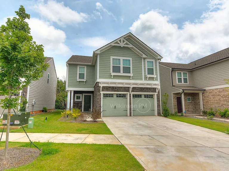 1220 Scotch Meadows Loop — Photo 2