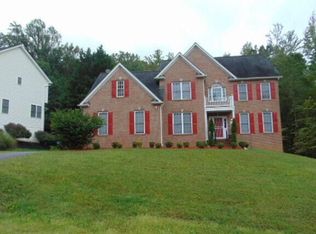 2813 Scenic Meadow St, Waldorf, MD 20603