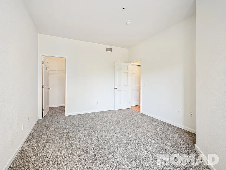 8707 E Florida Ave #604 — Photo 17